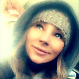 Meet your Posher, Roxann